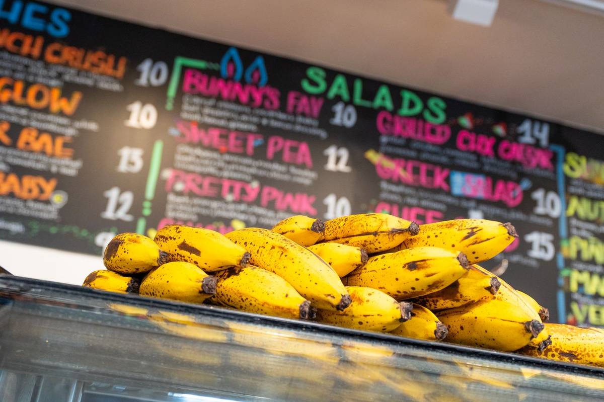 More bananas, ready to go